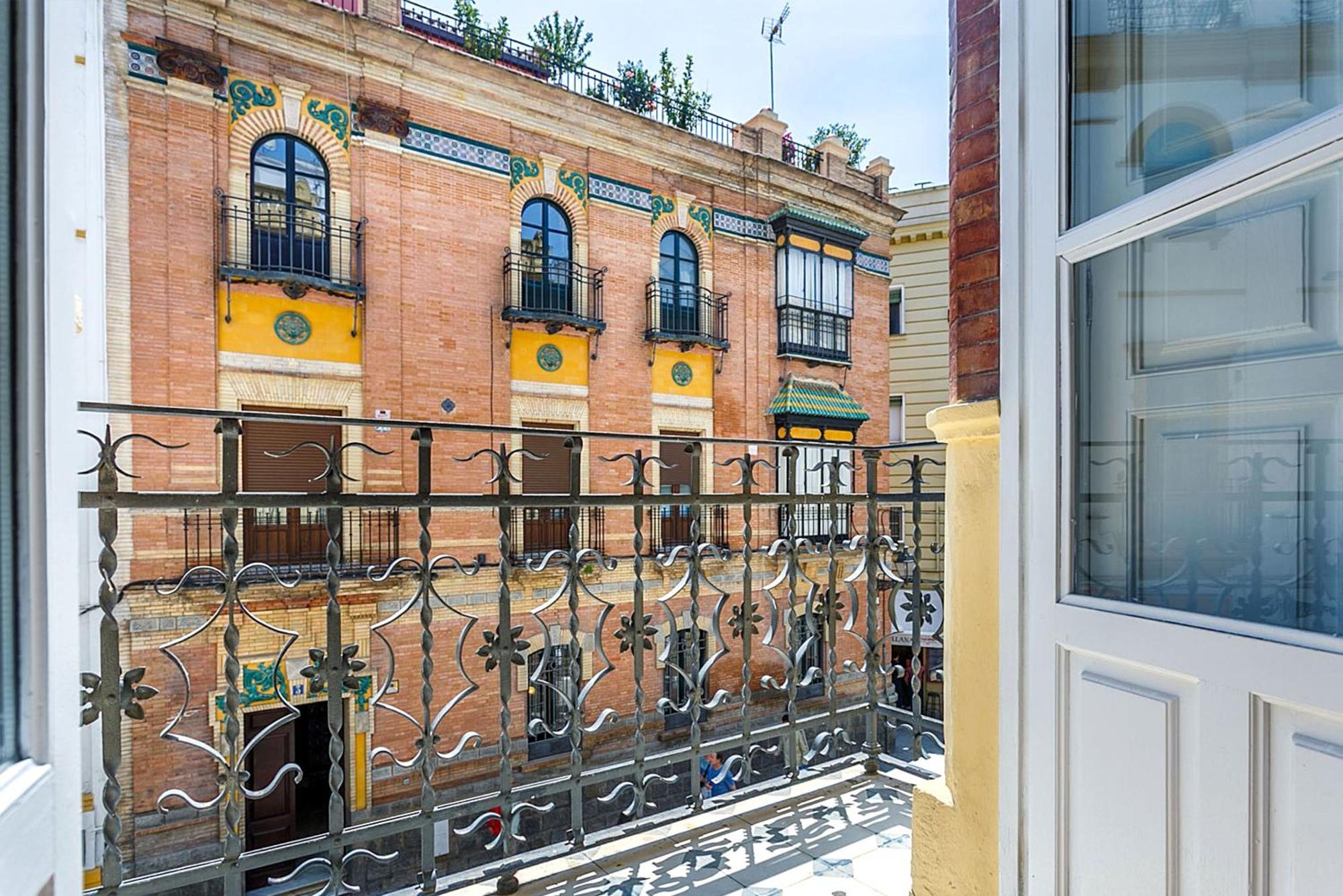 Genteel Home Contratacion Севилья Экстерьер фото