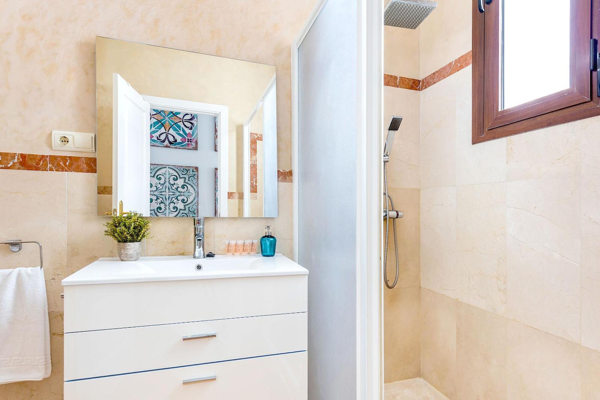 Genteel Home Contratacion Севилья Экстерьер фото